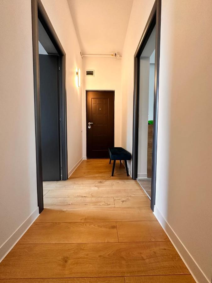 Lv Luxury Apart - One Minute Away From Train Station 普雷代亚尔 外观 照片
